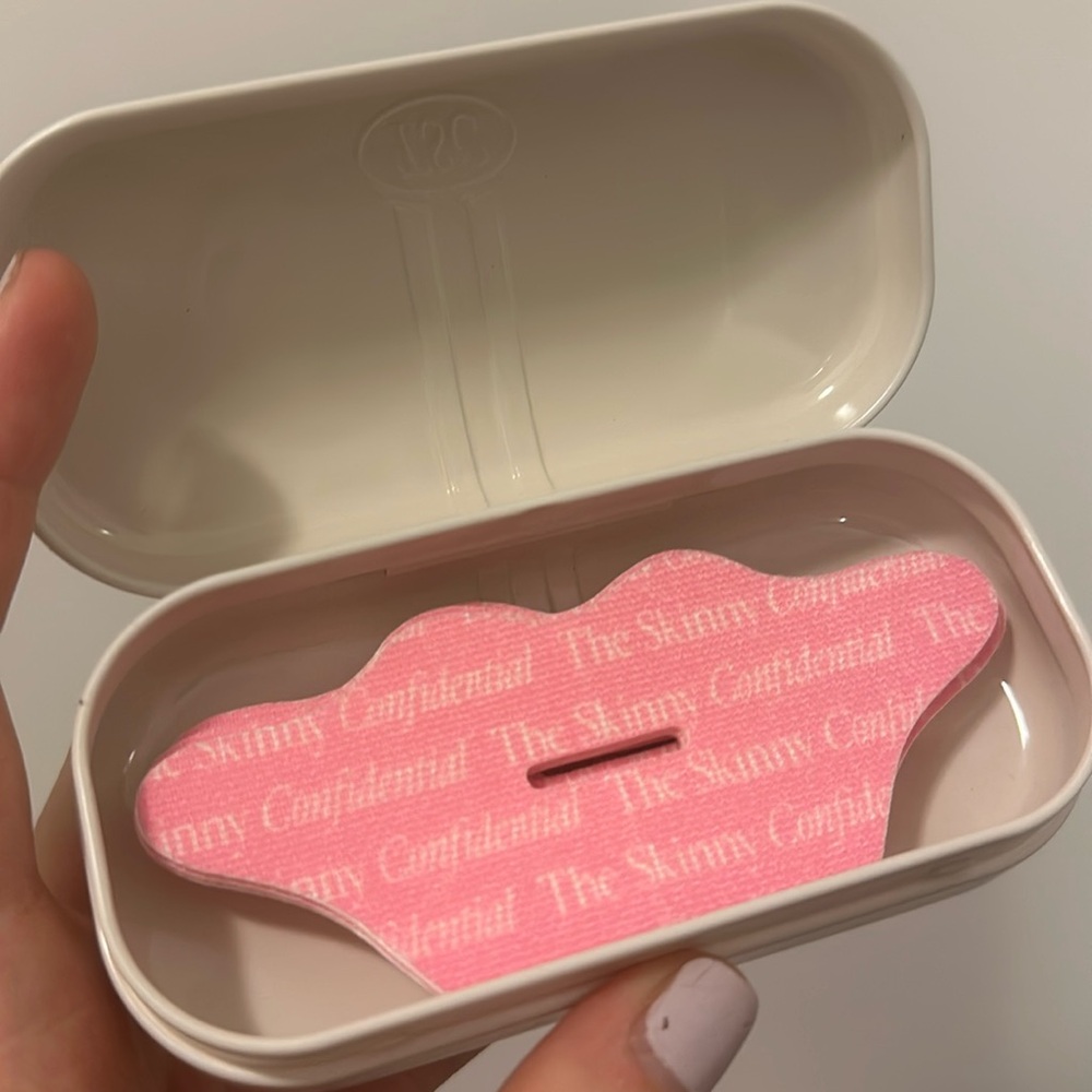 Skinny Confidential Mouth Tape
